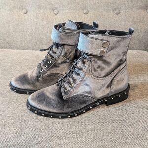 Vince Camuto Talorini Velvet Ankle Boots Grey Studded Moto Booties Size 8 R1